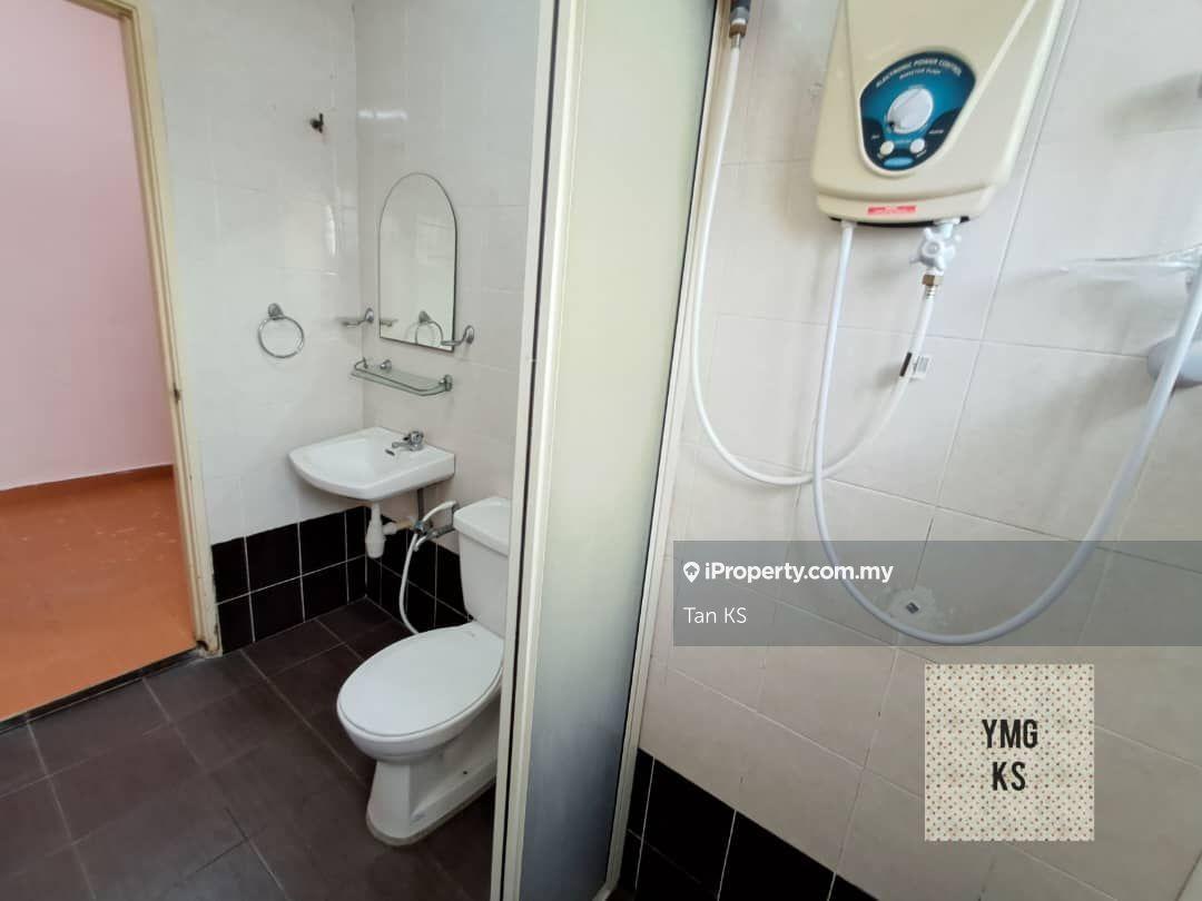 Rumah Berangkai 2 Tingkat untuk Dijual di Bandar Botanic, Klang oleh Tan KS - iProperty.com.my