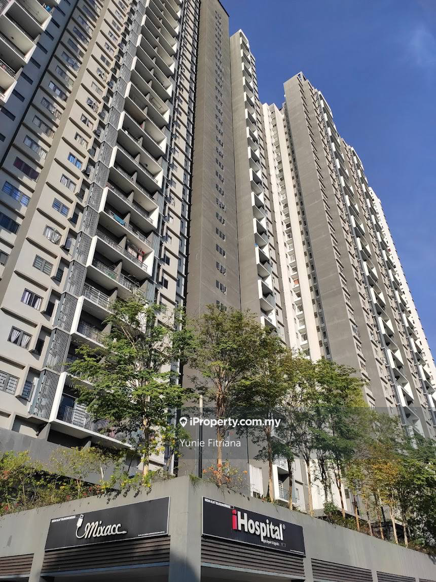 Service Residence for Sale in Seasons Garden Residences by Yunie Fitriana - iProperty.com.my