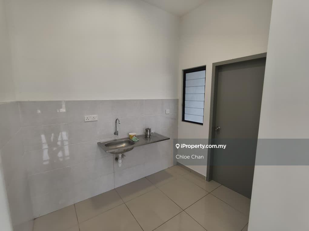 Residensi Servis untuk Dijual di B11 Parkland Residence oleh Chloe Chan - iProperty.com.my