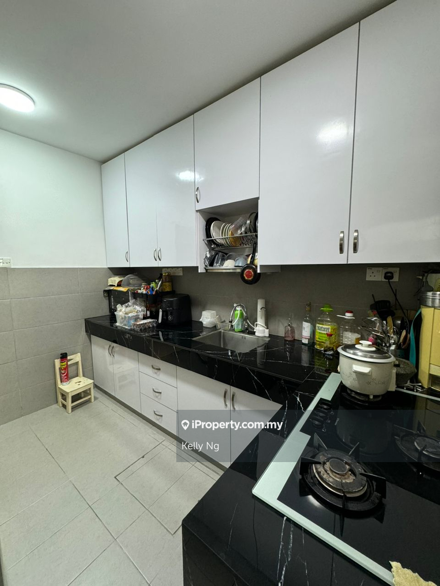 Rumah Berangkai 2.5 Tingkat untuk Dijual di Bandar Utama 11, Bandar Utama oleh Kelly Ng - iProperty.com.my