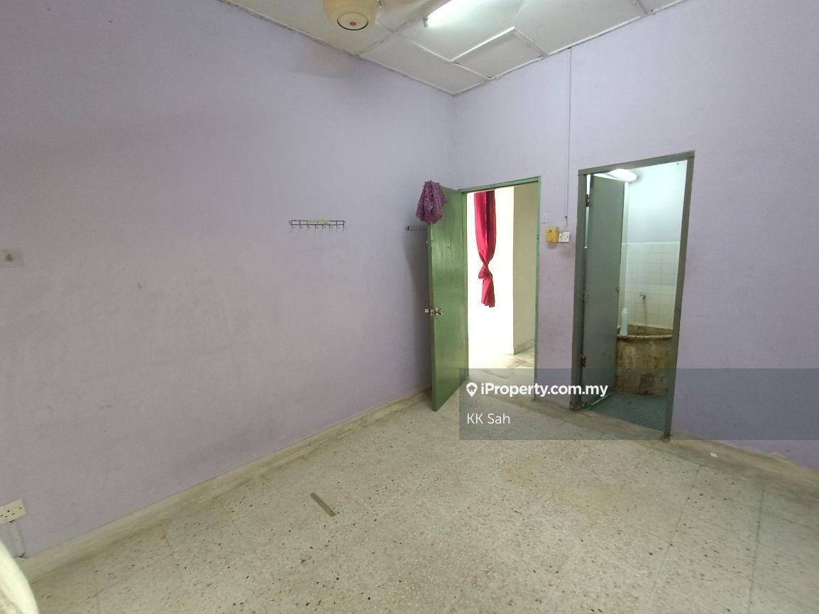 Rumah Berangkai 1 Tingkat untuk Dijual di gh13c, Kajang oleh KK Sah - iProperty.com.my