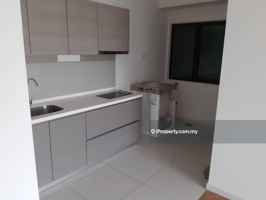 Service Residence for Rent in Emira Residence by Hien Hashim - iProperty.com.my