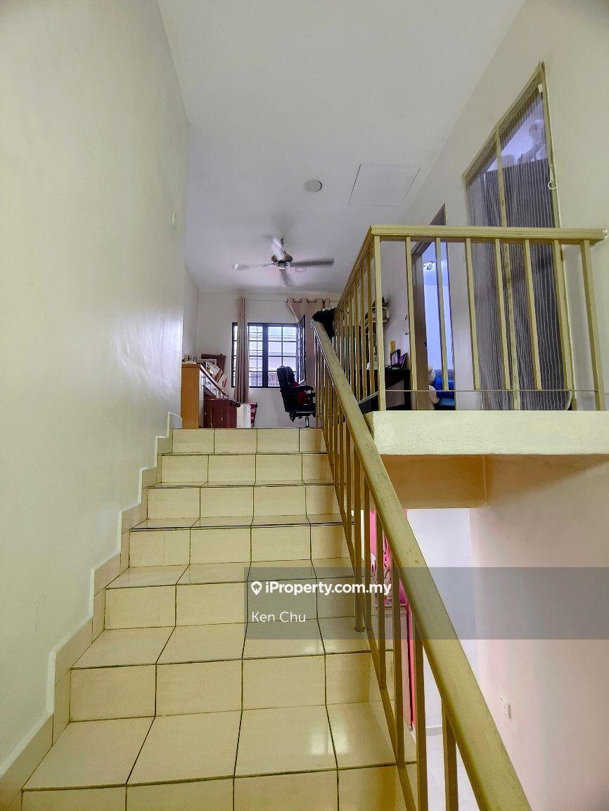 Rumah Berkembar untuk Dijual di Taman Makmur, Bandar Sungai Long oleh Ken Chu - iProperty.com.my