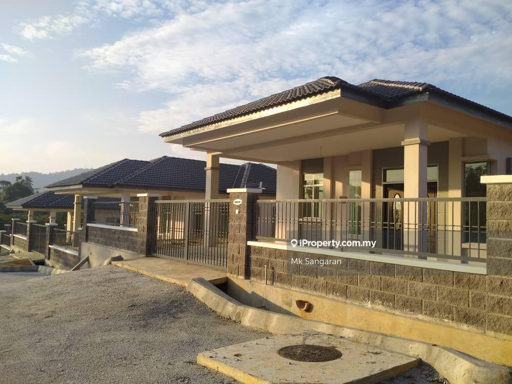 Banglo untuk Dijual di Rumah Banglo Setingkat (Type-A) di Sik, Sik oleh Mk Sangaran - iProperty.com.my