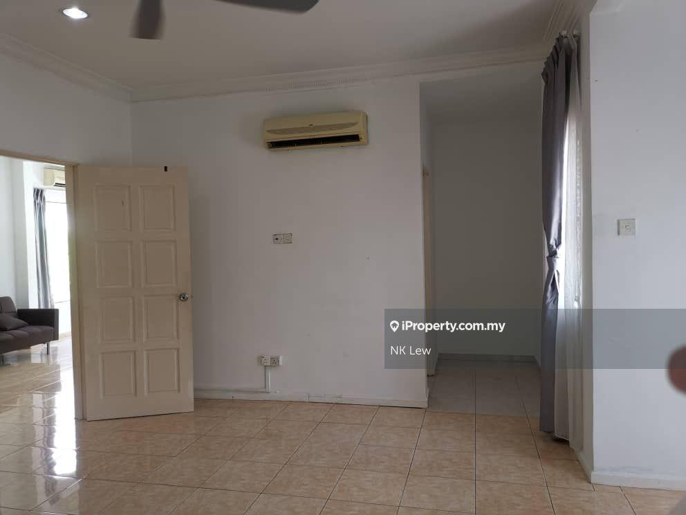 Rumah Berkembar untuk Dijual di Taman Lestari Mansion, Seri Kembangan oleh NK Lew - iProperty.com.my