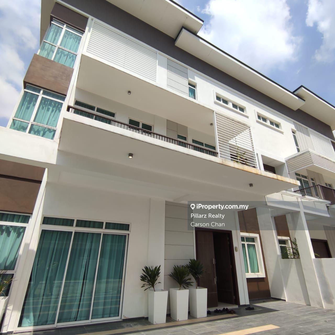 Rumah Berangkai 3 Tingkat untuk Dijual di Puncak Indah, Ampang WaterFront, Ampang oleh Carson Chan - iProperty.com.my