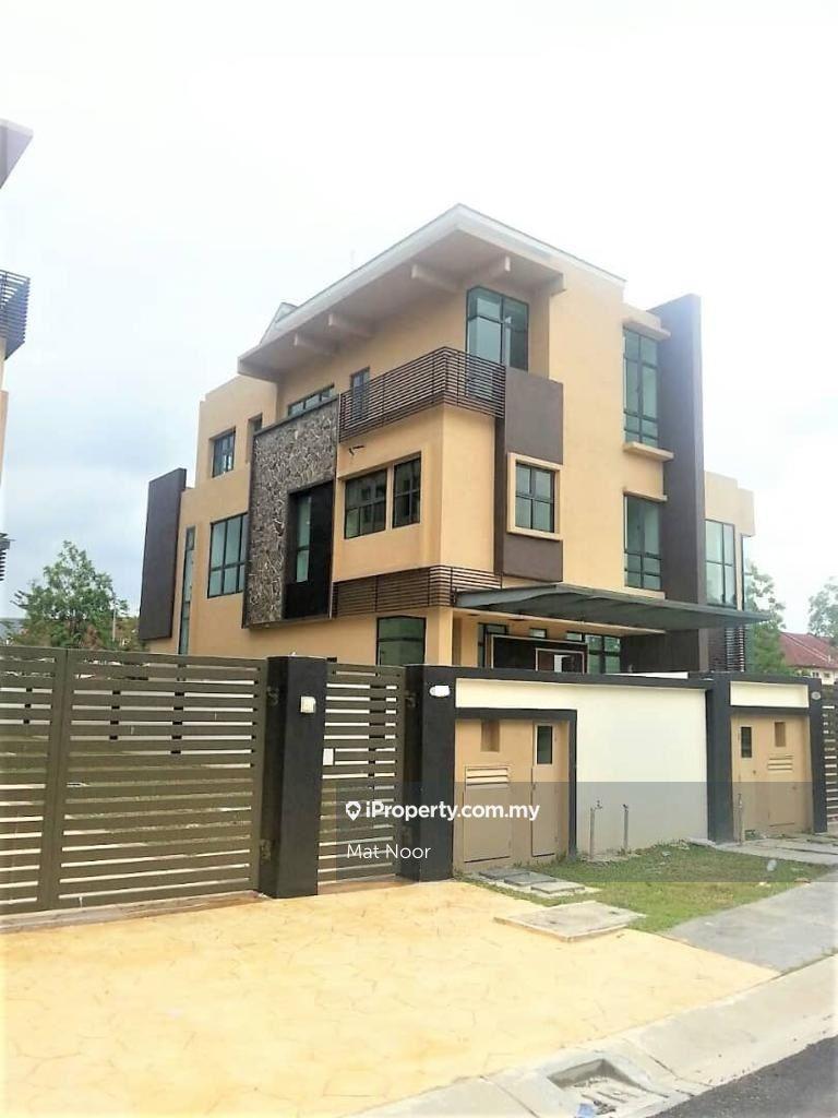 Banglo untuk Dijual di Seksyen 7, Shah Alam oleh Mat Noor - iProperty.com.my