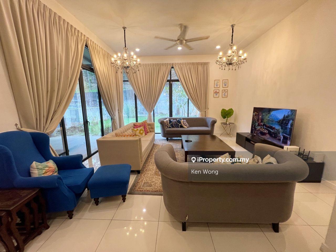 Rumah Berangkai 3 Tingkat untuk Dijual di Mines Resort City, Seri Kembangan oleh Ken Wong - iProperty.com.my