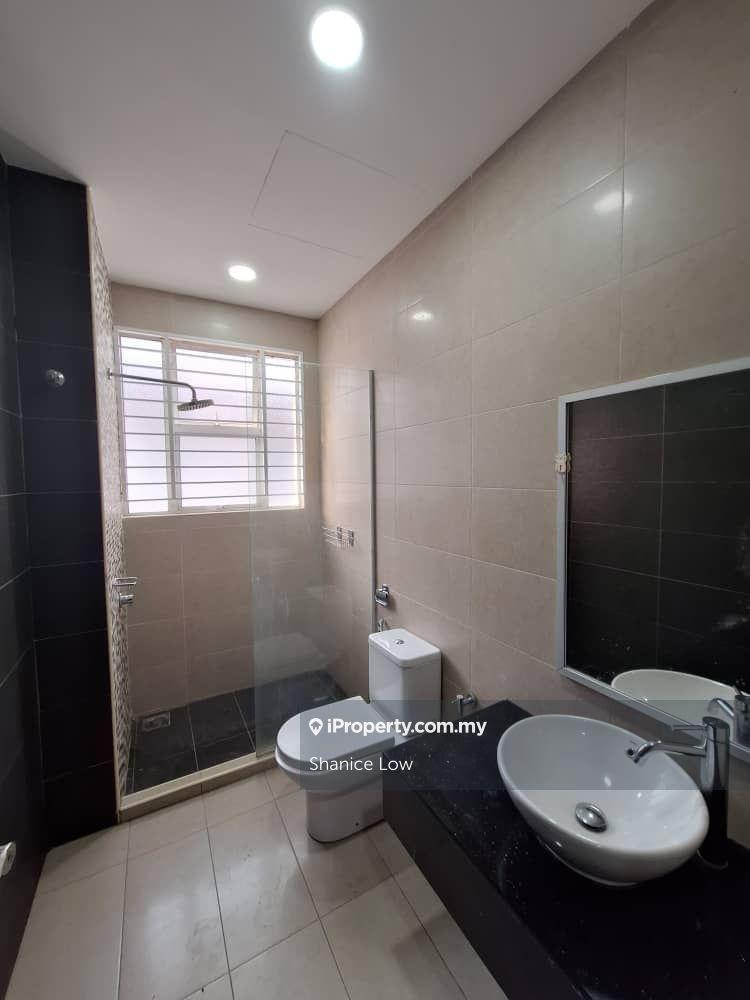 Bungalow House for Sale in Bandar Puteri Puchong, Puchong by Shanice Low - iProperty.com.my