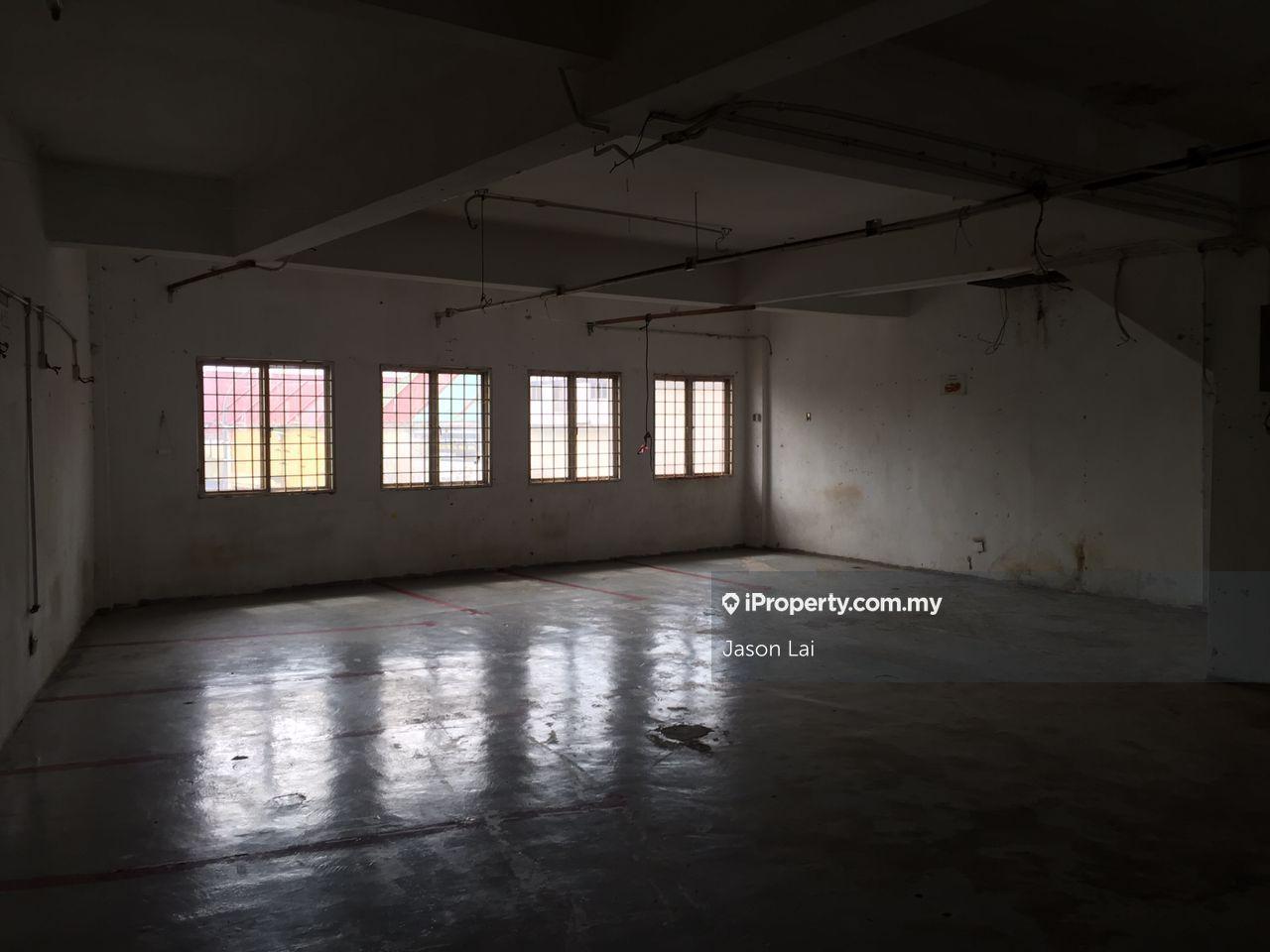 Pejabat untuk Disewa di Bukit Rahman Putra, Sungai Buloh oleh Jason Lai - iProperty.com.my