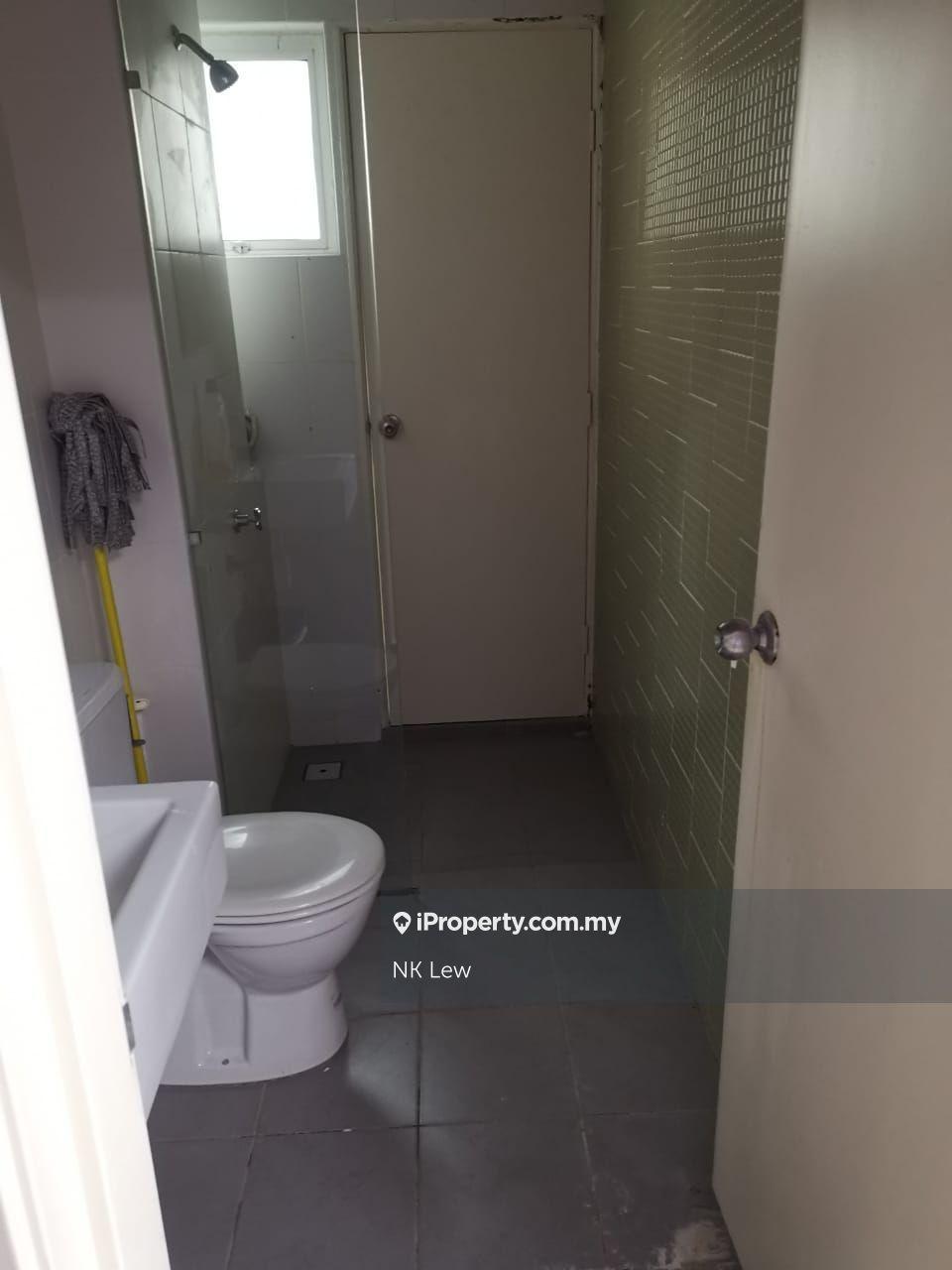 Condominium for Sale in The Sanderson by NK Lew - iProperty.com.my