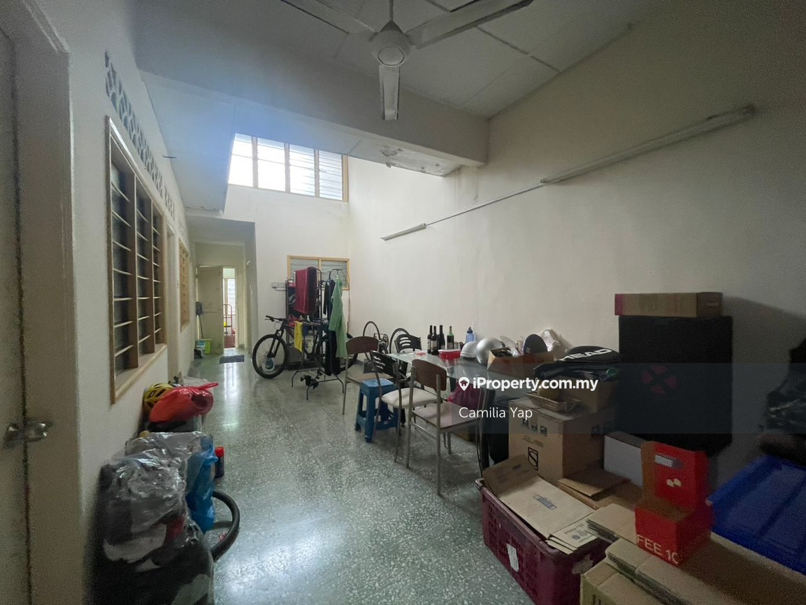 1-storey Terraced House for Sale in Taman Gembira, Jalan Klang Lama (Old Klang Road) by Camilia Yap - iProperty.com.my