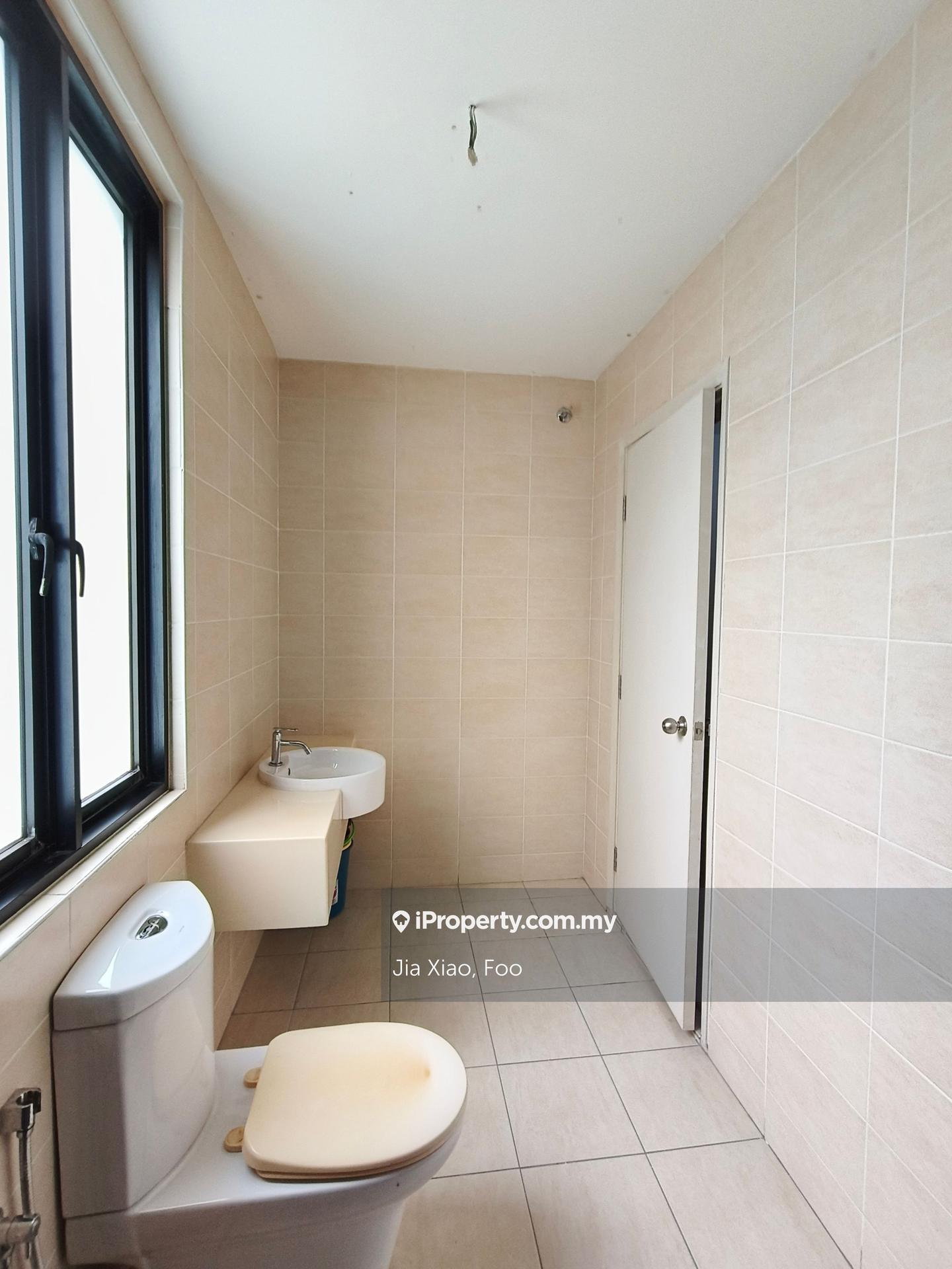 Rumah Bandar untuk Dijual di Cahaya Spk, Shah Alam oleh Jia Xiao, Foo - iProperty.com.my