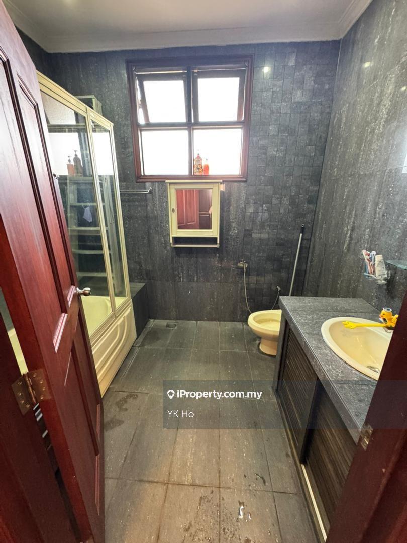 Rumah Berkembar untuk Dijual di Beverly Heights, Melawati oleh YK Ho - iProperty.com.my