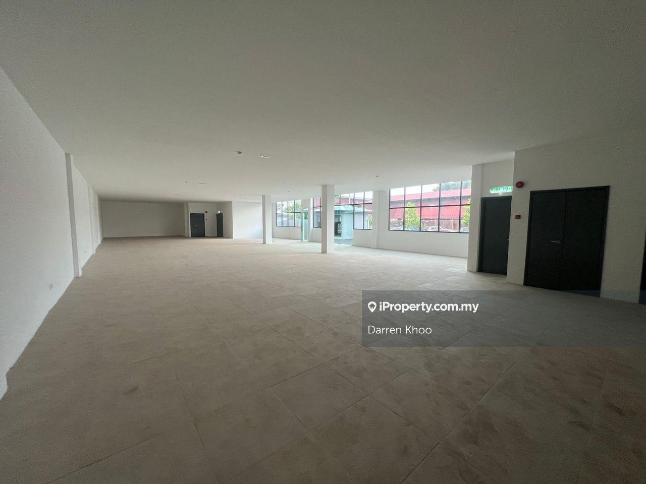 Gudang untuk Dijual di Balakong Warehouse with 4 sty office, Balakong oleh Darren Khoo - iProperty.com.my