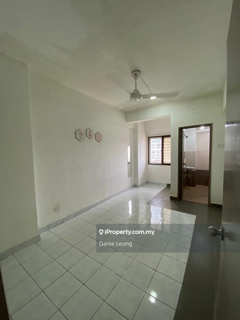 Condominium for Sale in Villaria by Dante Leong - iProperty.com.my