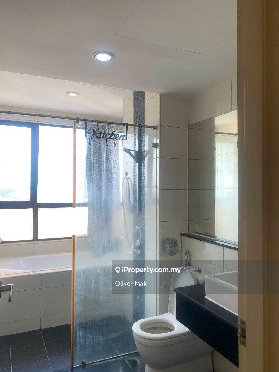 Kondominium untuk Dijual di KM1 West oleh Oliver Mak - iProperty.com.my