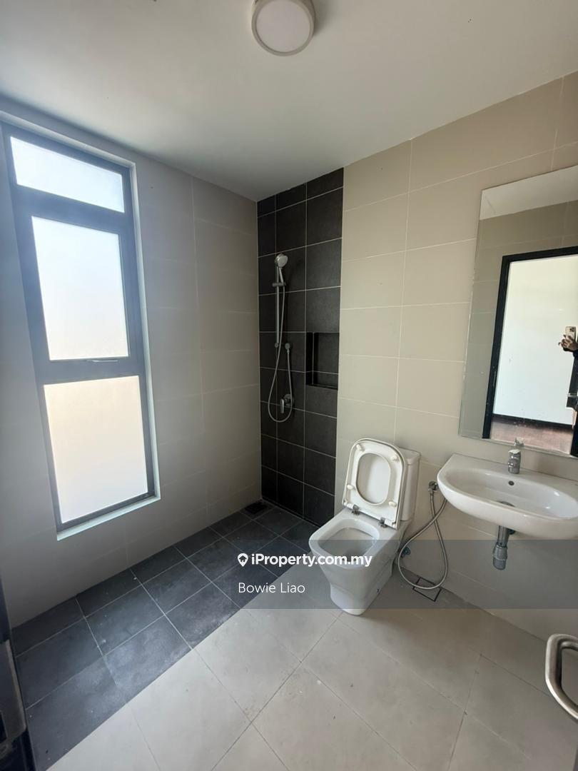 Semi-Detached House for Sale in Bukit Rahman Putra, Sungai Buloh by Bowie Liao - iProperty.com.my