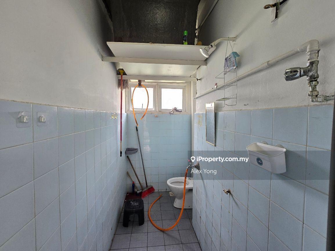 Pangsapuri untuk Disewa di Taman Sri Endah Apartment oleh Alex Yong - iProperty.com.my