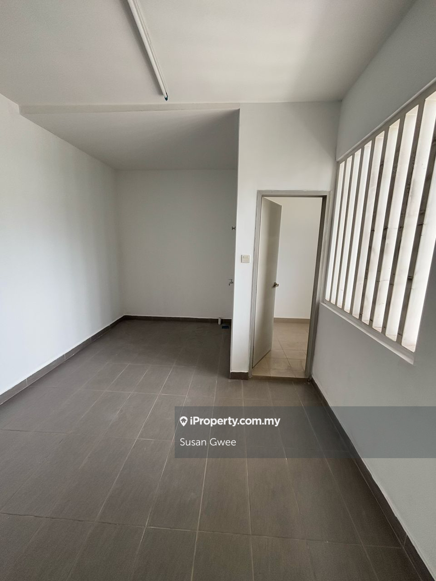 Rumah Berangkai 3 Tingkat untuk Dijual di Bandar Tropicana Aman, Telok Panglima Garang oleh Susan Gwee - iProperty.com.my
