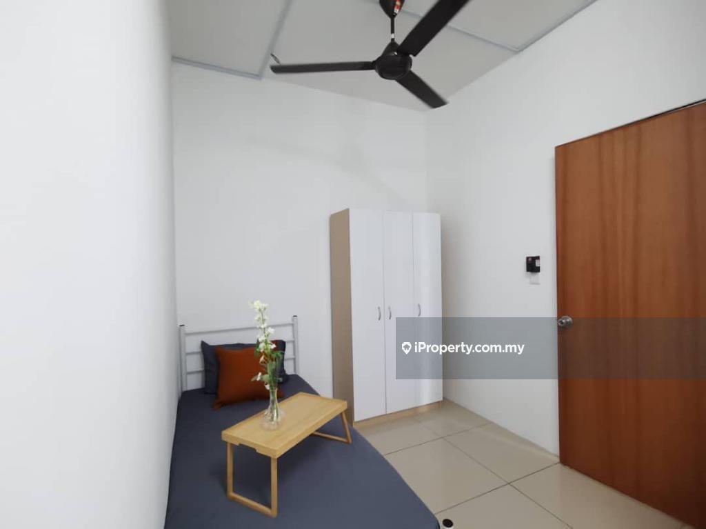 Condominium for Rent in The Henge by David Mun - iProperty.com.my