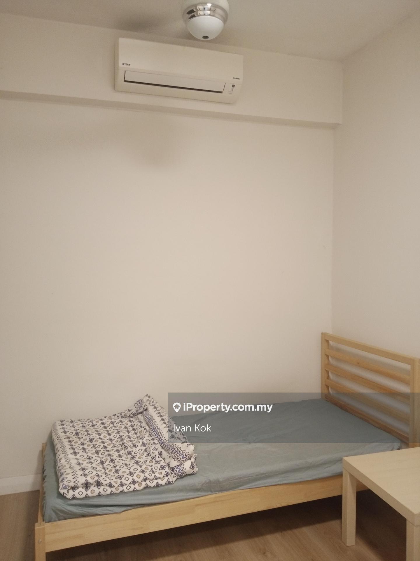 Service Residence for Rent in Nova Saujana by Ivan Kok - iProperty.com.my