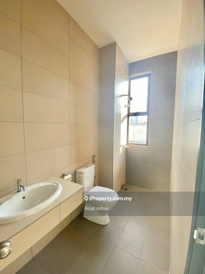 Rumah Berkembar untuk Dijual di Taman Melawati, Ulu Kelang oleh Aizat Azhari - iProperty.com.my