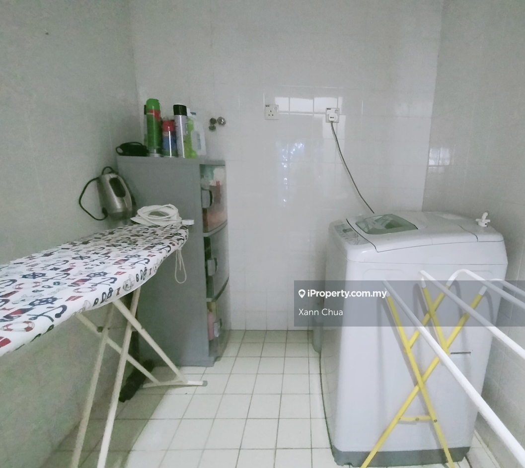Townhouse for Sale in Country Heights, Kajang by Xann Chua - iProperty.com.my