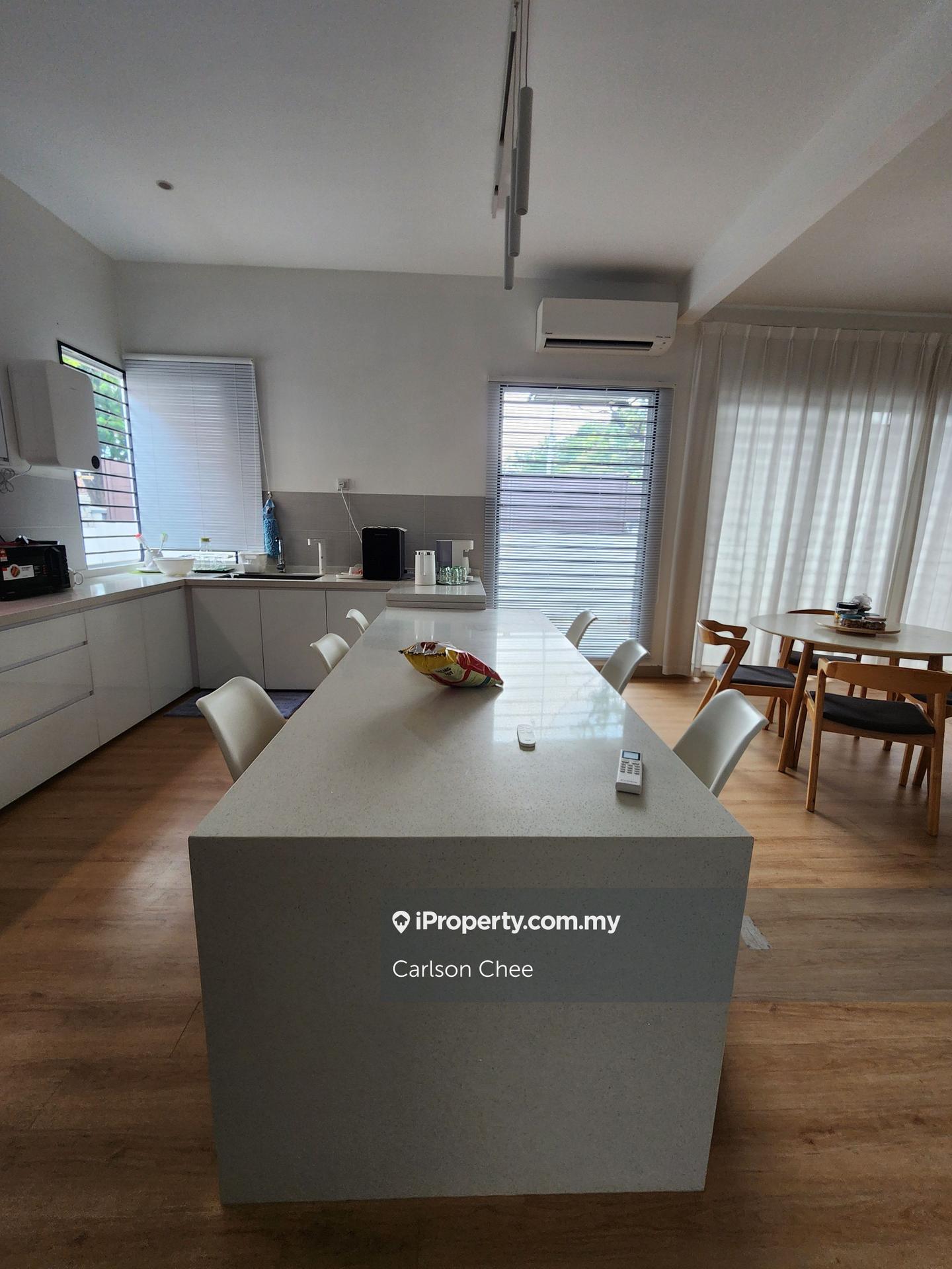 Bungalow House for Sale in Usj 1, Subang Jaya by Carlson Chee - iProperty.com.my