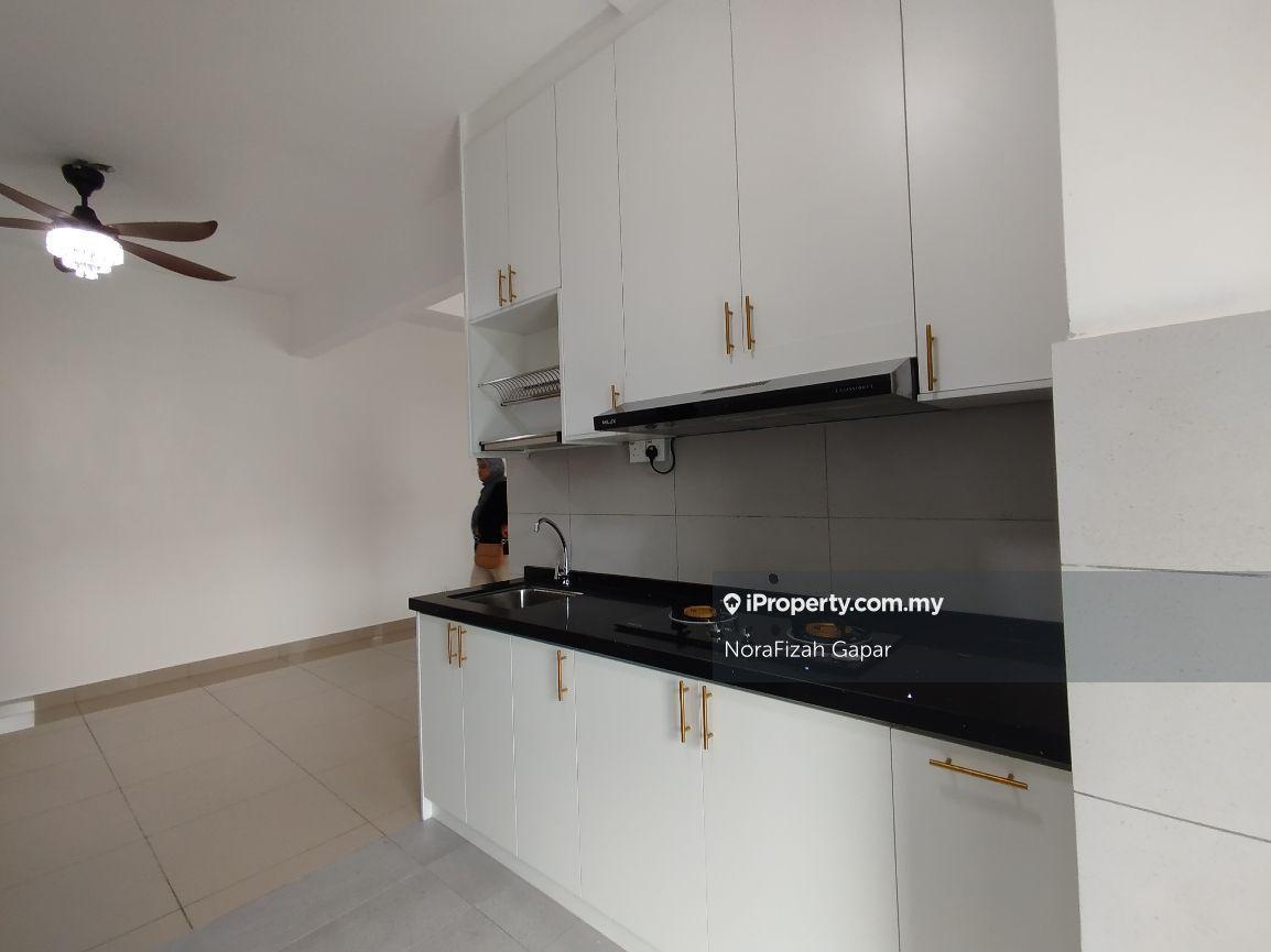 Townhouse for Sale in Kayu Ara, Selangor by NoraFizah Gapar - iProperty.com.my