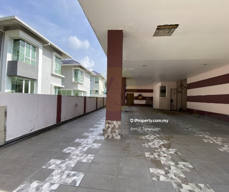 Bungalow House for Sale in Taman Ukay Seraya, Ampang by Amrul Jamaludin - iProperty.com.my