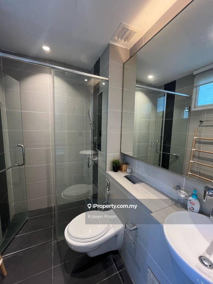 Rumah Bandar untuk Dijual di East Residence KLGCC Resort, Bukit Kiara, Bandar Sri Damansara oleh Kraven Poon - iProperty.com.my