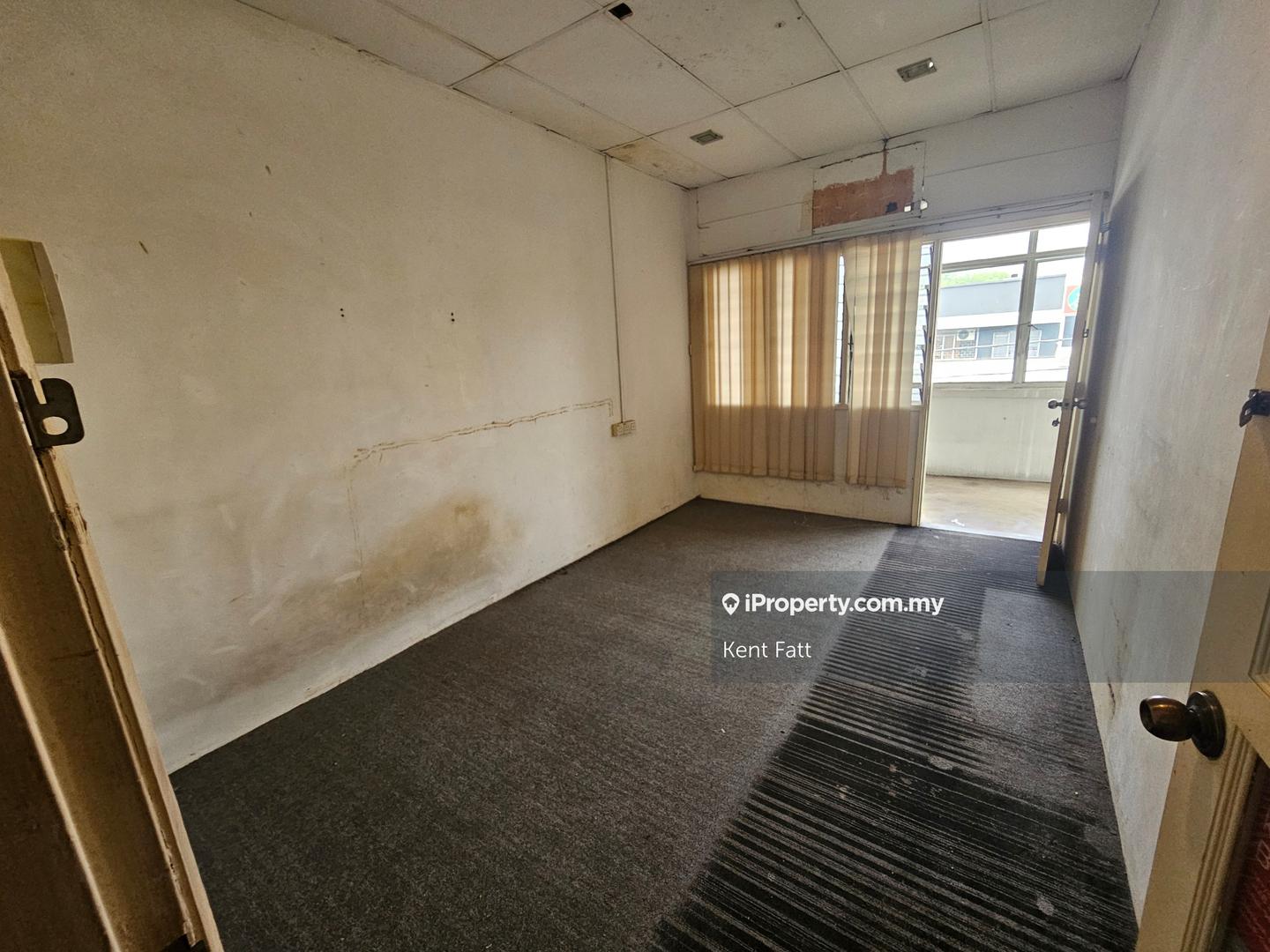 Shop for Rent in Taman Overseas Union (Taman Oug), Jalan Klang Lama (Old Klang Road) by Kent Fatt - iProperty.com.my