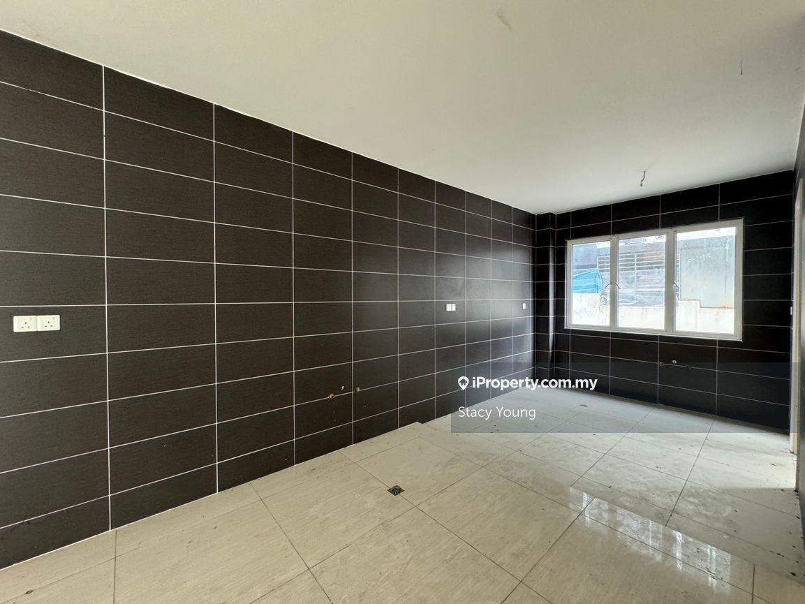Semi-Detached House for Sale in Bandar Sungai Long, Selangor by Stacy Young - iProperty.com.my