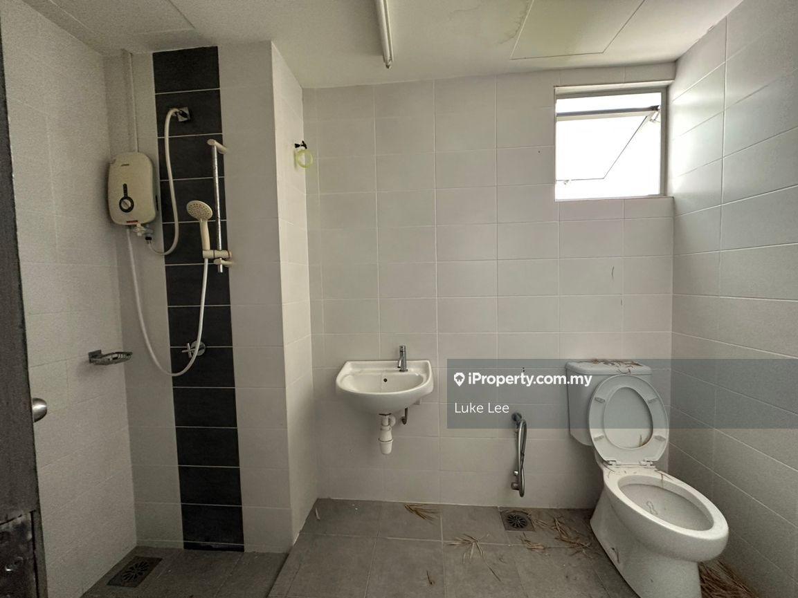 Service Residence for Sale in One South by Luke Lee - iProperty.com.my