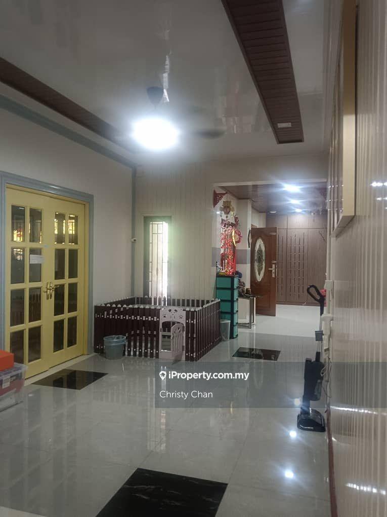 Banglo untuk Dijual di Country Heights, Kajang oleh Christy Chan - iProperty.com.my