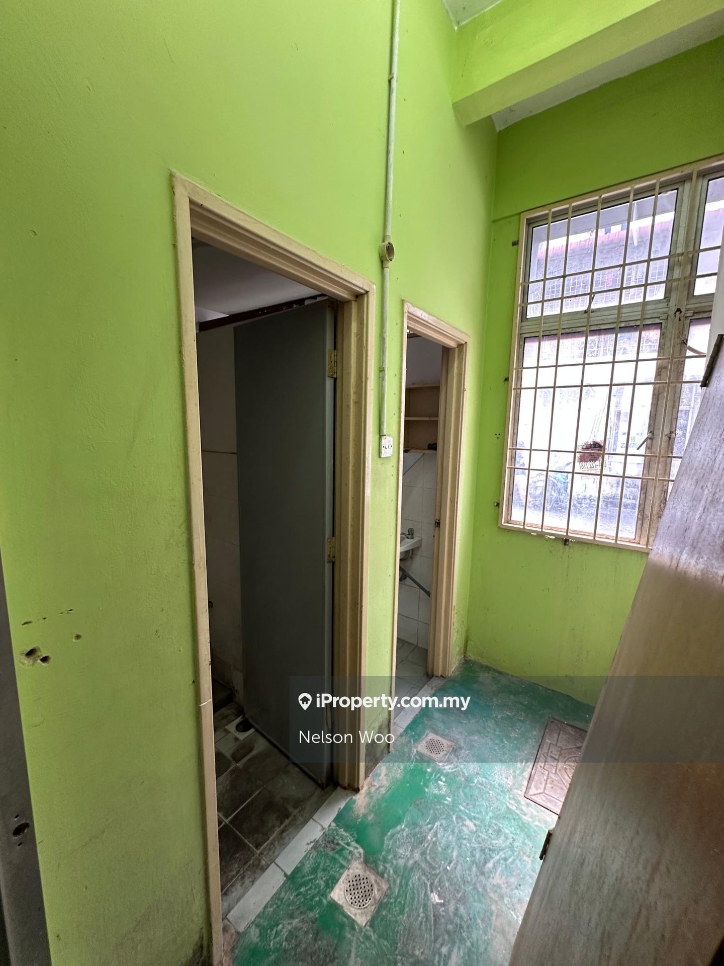 Shop for Sale in Taman Seri Taming, Cheras by Nelson Woo - iProperty.com.my