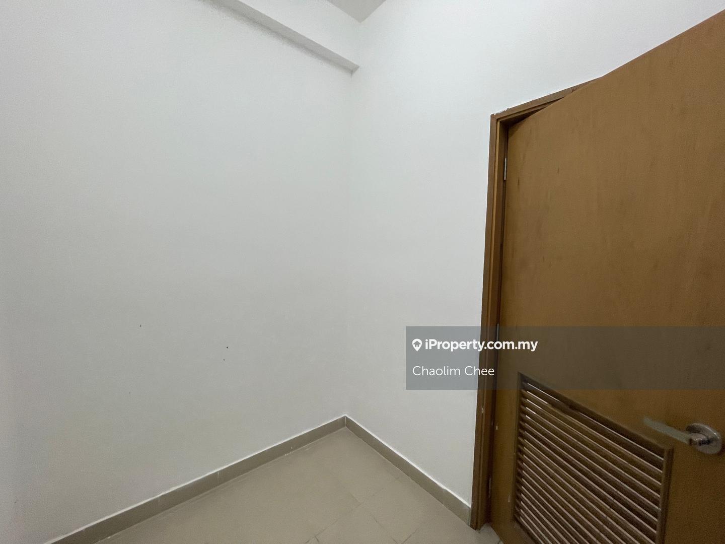 Kondominium untuk Dijual di Sri Putramas III / Royal Regent oleh Chaolim Chee - iProperty.com.my