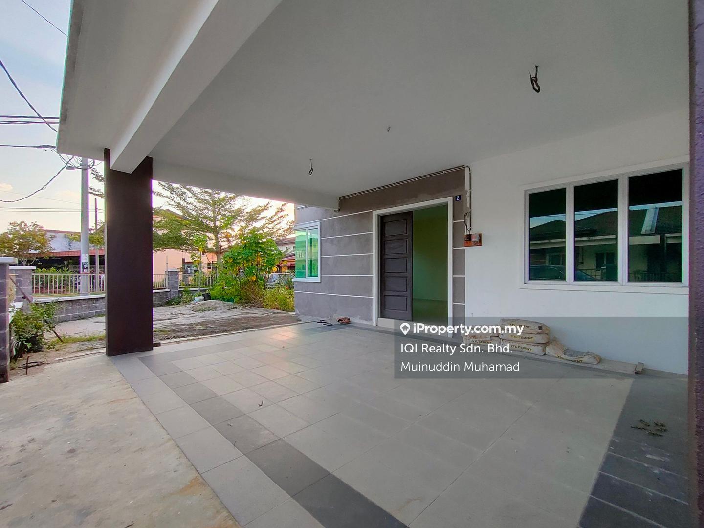 Semi-Detached House for Sale in Taman Sri Bahagia, Teluk Intan by Muinuddin Muhamad - iProperty.com.my