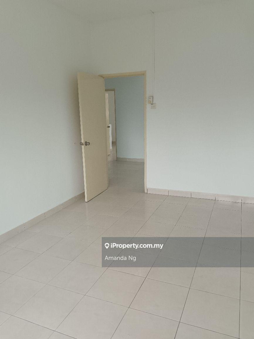 Rumah Berangkai 2 Tingkat untuk Disewa di Bandar Utama 12, Bandar Utama oleh Amanda Ng - iProperty.com.my