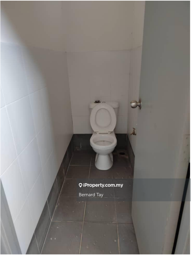 Kilang Teres untuk Dijual di Seksyen 33, Shah Alam oleh Bernard Tay - iProperty.com.my