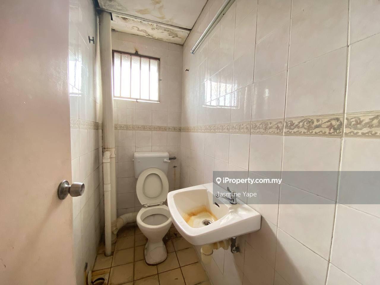 Retail-Office for Sale in Sunwaymas Commercial Centre, Petaling Jaya by Jasmine Yap - iProperty.com.my