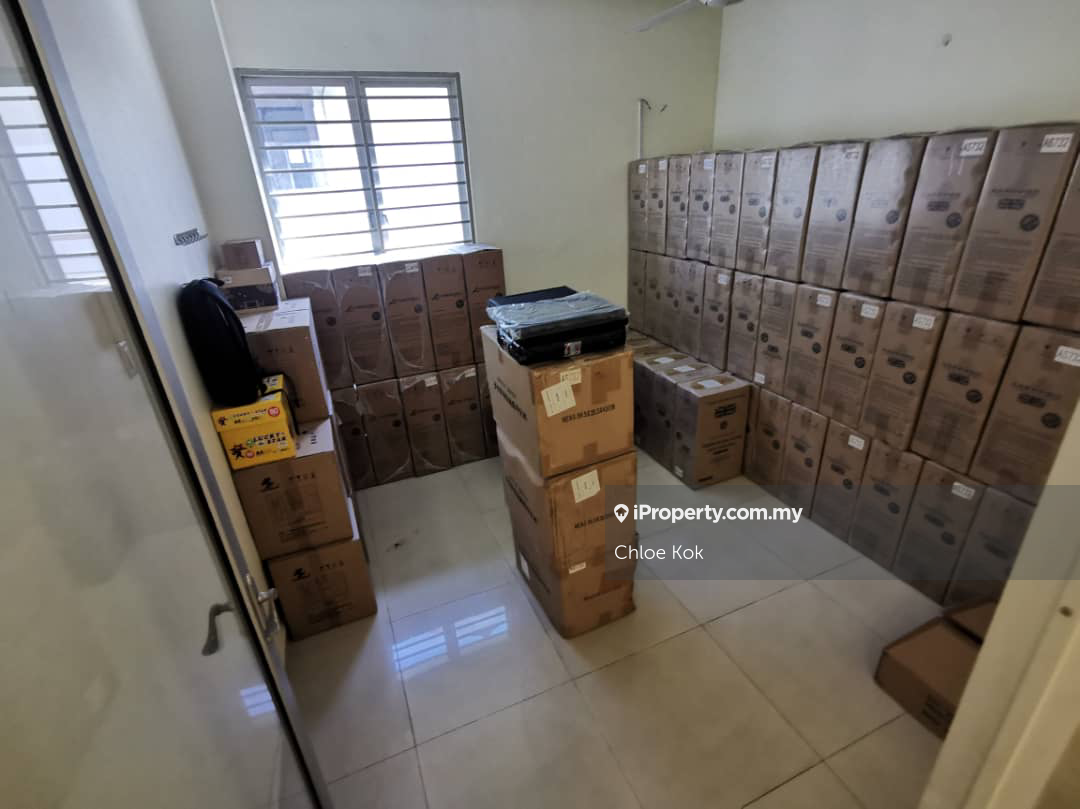 Semi-Detached House for Sale in Taman Anggun, Rawang by Chloe Kok - iProperty.com.my