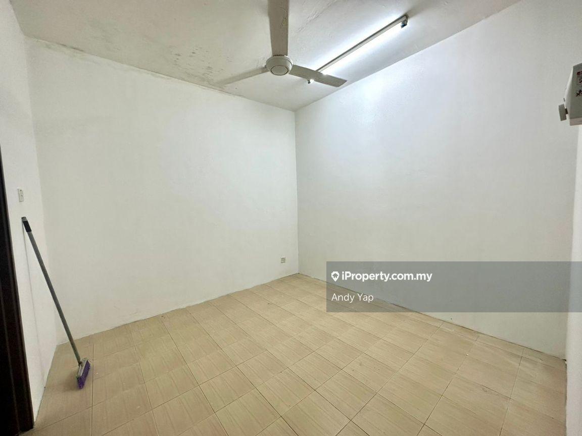 Rumah Bandar untuk Dijual di Desa Mutiara, Bandar Country Homes, Rawang, Rawang oleh Andy Yap - iProperty.com.my