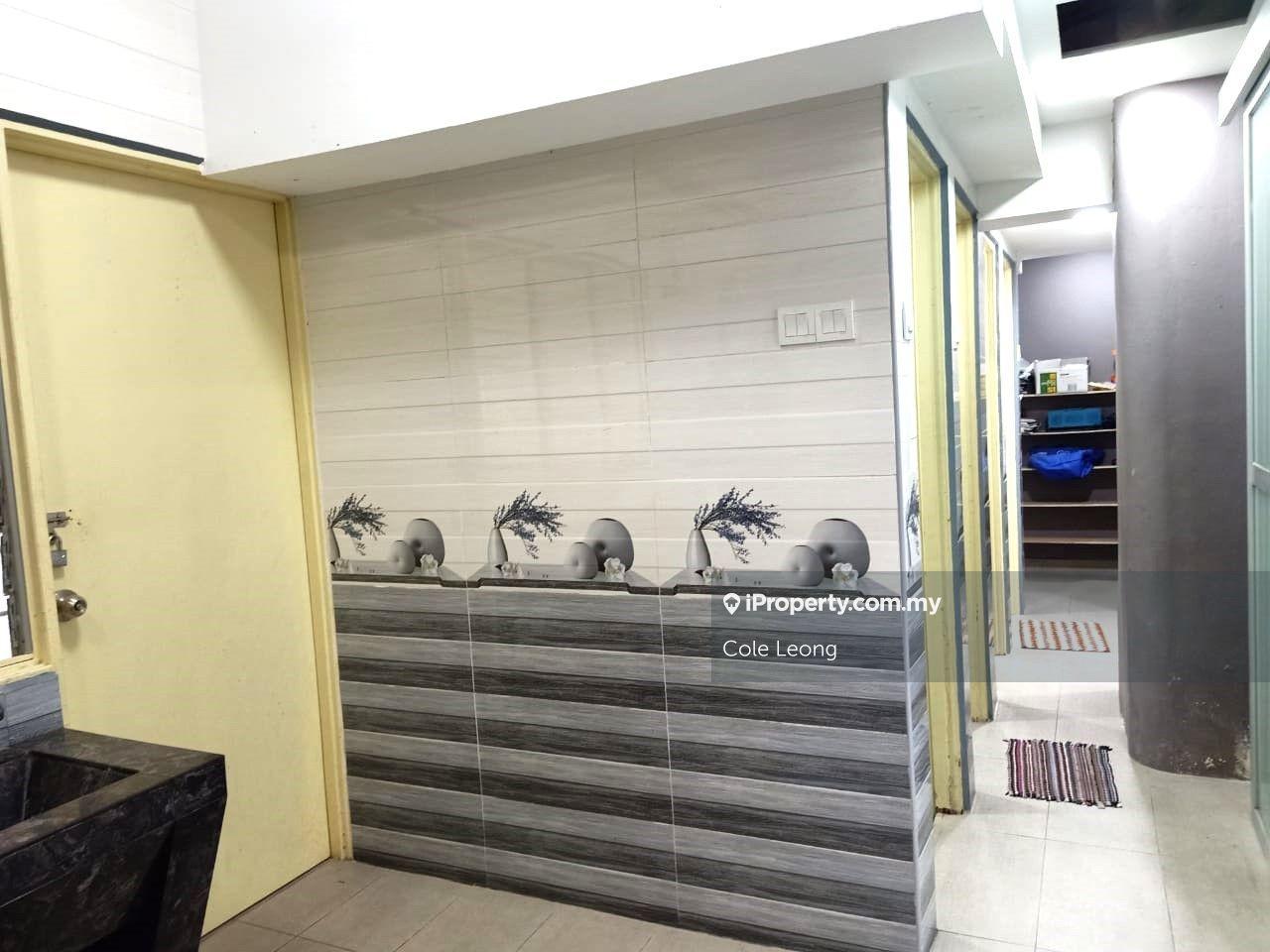 Kedai untuk Dijual di Batu 9, Cheras oleh Cole Leong - iProperty.com.my