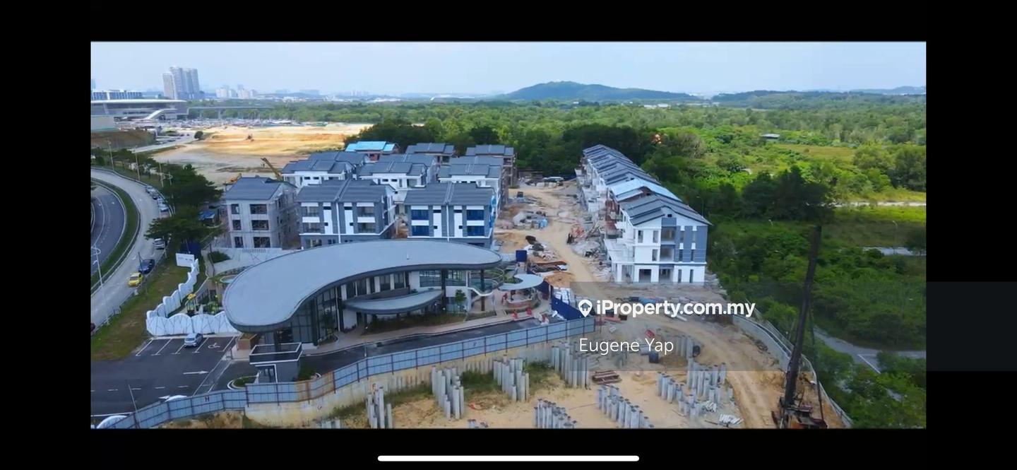 Semi-Detached House for Sale in Daya Residence @ Kwasa Damansara, Petaling Jaya by Eugene Yap - iProperty.com.my