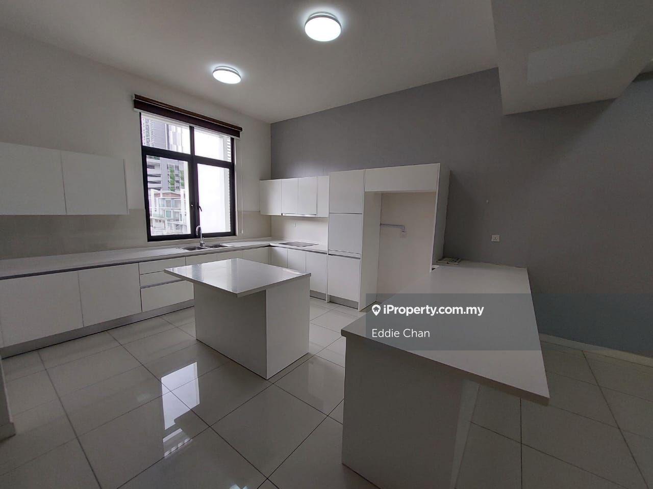 Rumah Berangkai 3 Tingkat untuk Dijual di 16 Quartz Courtyard Villa, Melawati oleh Eddie Chan - iProperty.com.my