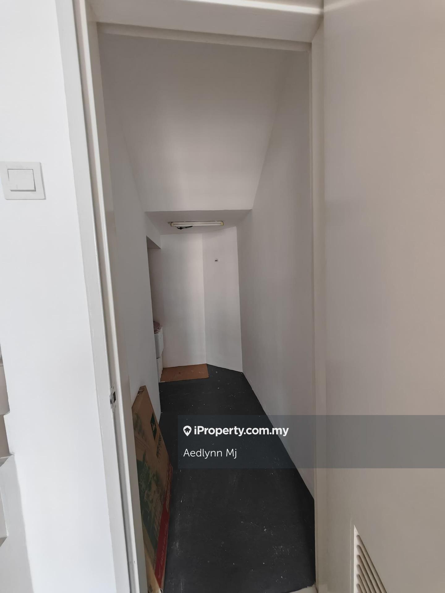 Townhouse for Sale in Taman Tasik Prima, Puchong by Aedlynn Mj - iProperty.com.my