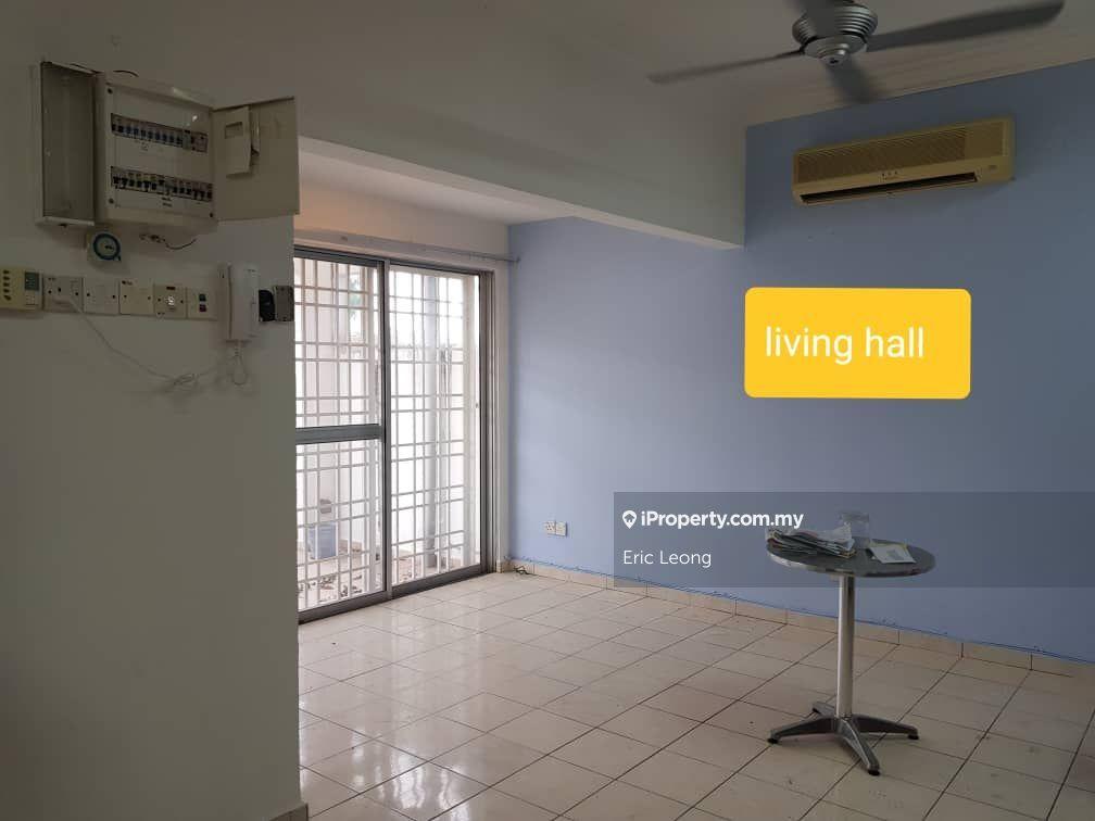 Rumah Berangkai 2 Tingkat untuk Dijual di Taman Lestari Putra, Seri Kembangan oleh Eric Leong - iProperty.com.my