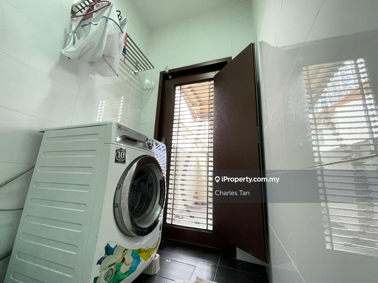 2.5-storey Terraced House for Sale in Lake Vista , Puchong , Tasik Prima, Puchong by Charles Tan - iProperty.com.my